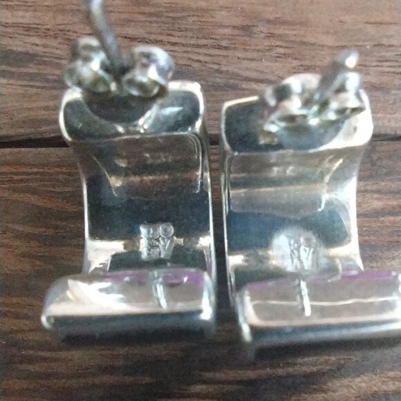 Silpada Sterling Silver Onyx Inlay Earrings - Picture 4 of 7